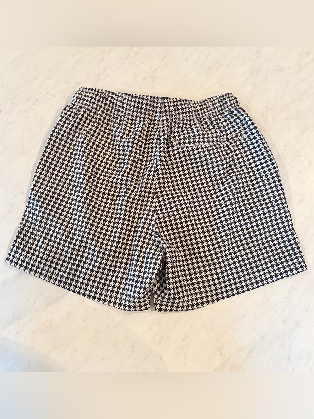 Cove Black & White Houndstooth Hybrid Shorts NWOT - Picture 8 of 9